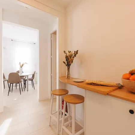 Bravissimo Jaume I Penthouse, With 3 Bedrooms *