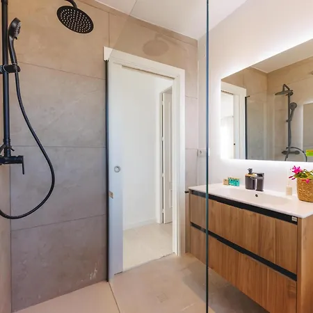 Bravissimo Jaume I Penthouse, With 3 Bedrooms Appartement *